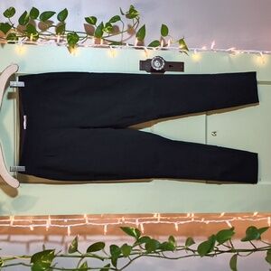 Women's Calvin Klein Jet Black Skinny Elastic Waist Cigarette Pant 4